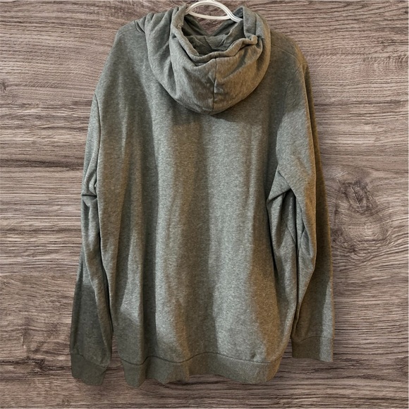 Puma Gray Sweatshirt Classic Athletic Wear - Picture 2 of 4